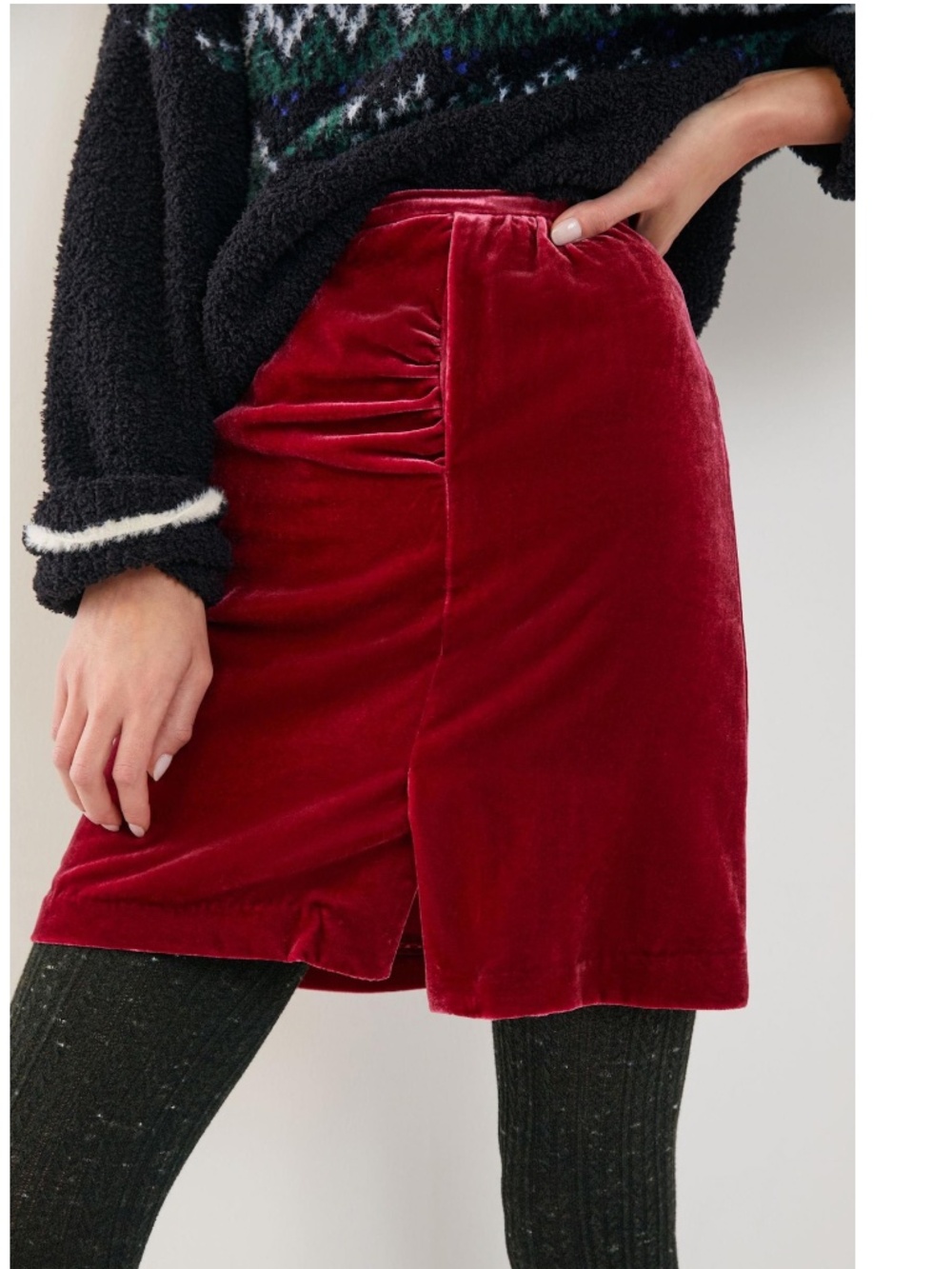 $118 NWT Anthropologie Montie Velvet Mini Skirt Raspberry Size 8